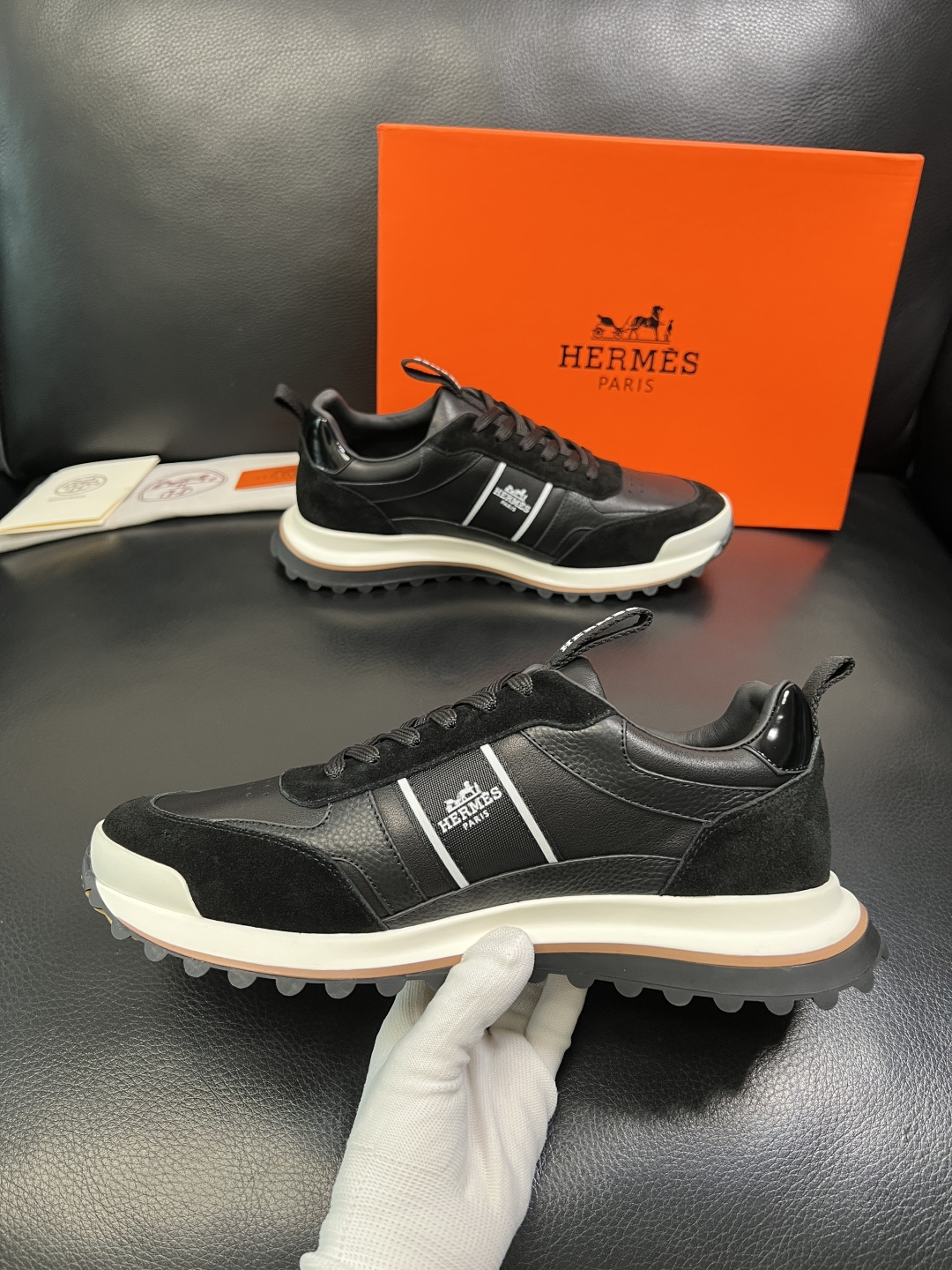 Hermes 顶级工艺品 爱马仕 专柜同步 原厂配置，意大利进口原版牛皮面料，高品质拼接工艺，全进口水染