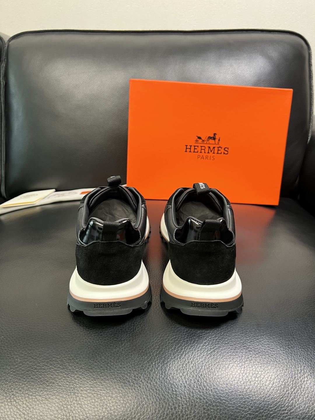 Hermes 顶级工艺品 爱马仕 专柜同步 原厂配置，意大利进口原版牛皮面料，高品质拼接工艺，全进口水染