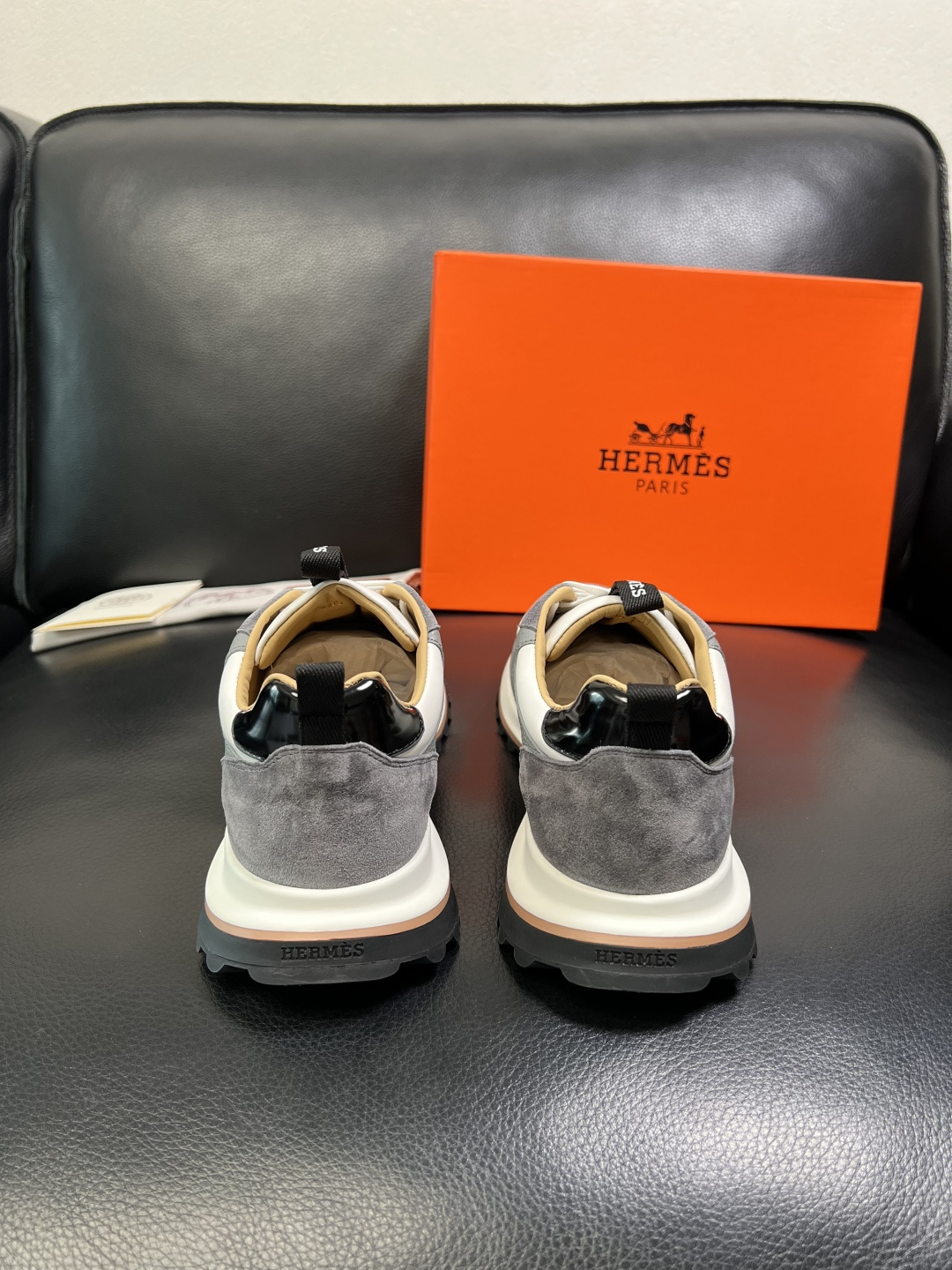 Hermes 顶级工艺品 爱马仕 专柜同步 原厂配置，意大利进口原版牛皮面料，高品质拼接工艺，全进口水染