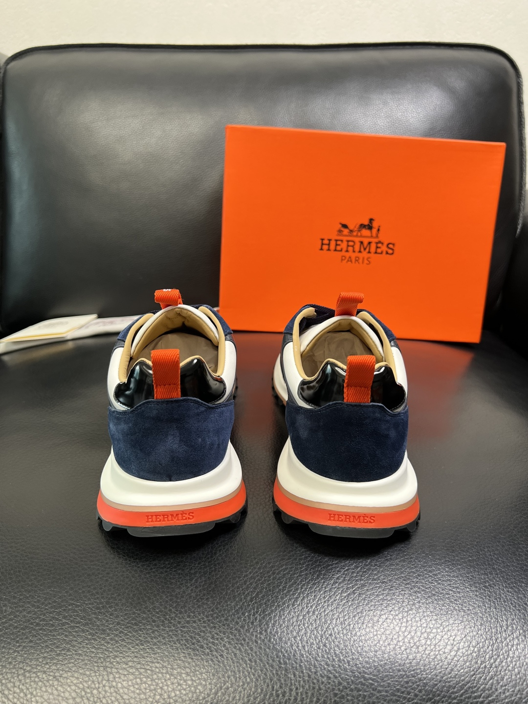 Hermes 顶级工艺品 爱马仕 专柜同步 原厂配置，意大利进口原版牛皮面料，高品质拼接工艺，全进口水染