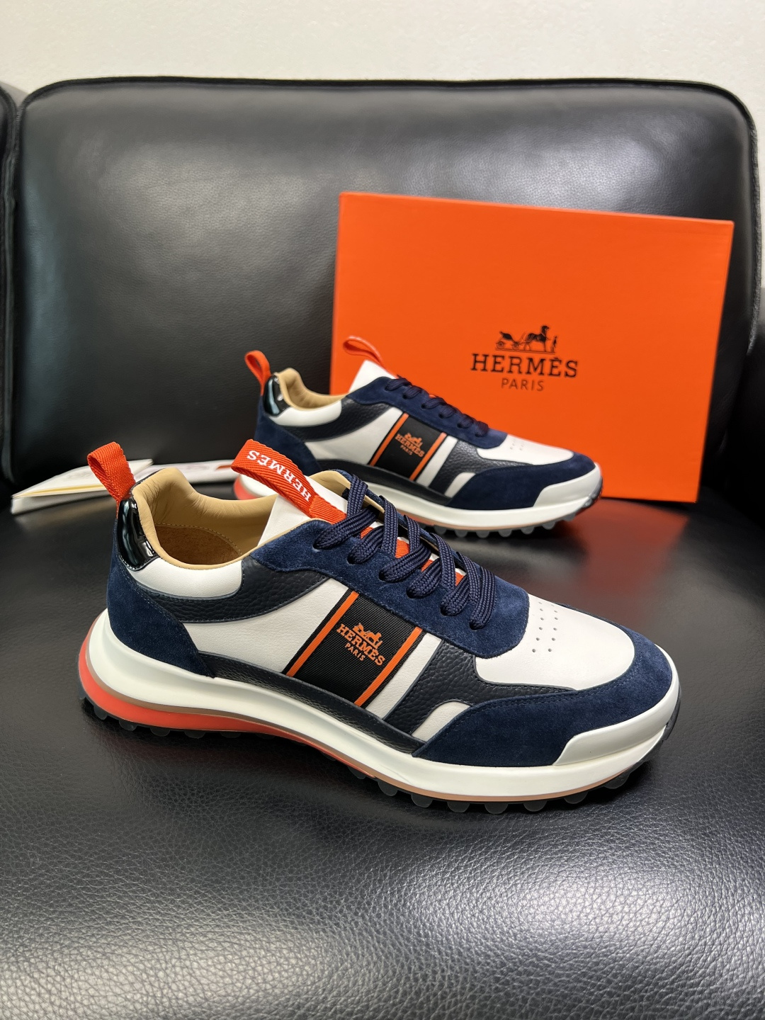 Hermes 顶级工艺品 爱马仕 专柜同步 原厂配置，意大利进口原版牛皮面料，高品质拼接工艺，全进口水染