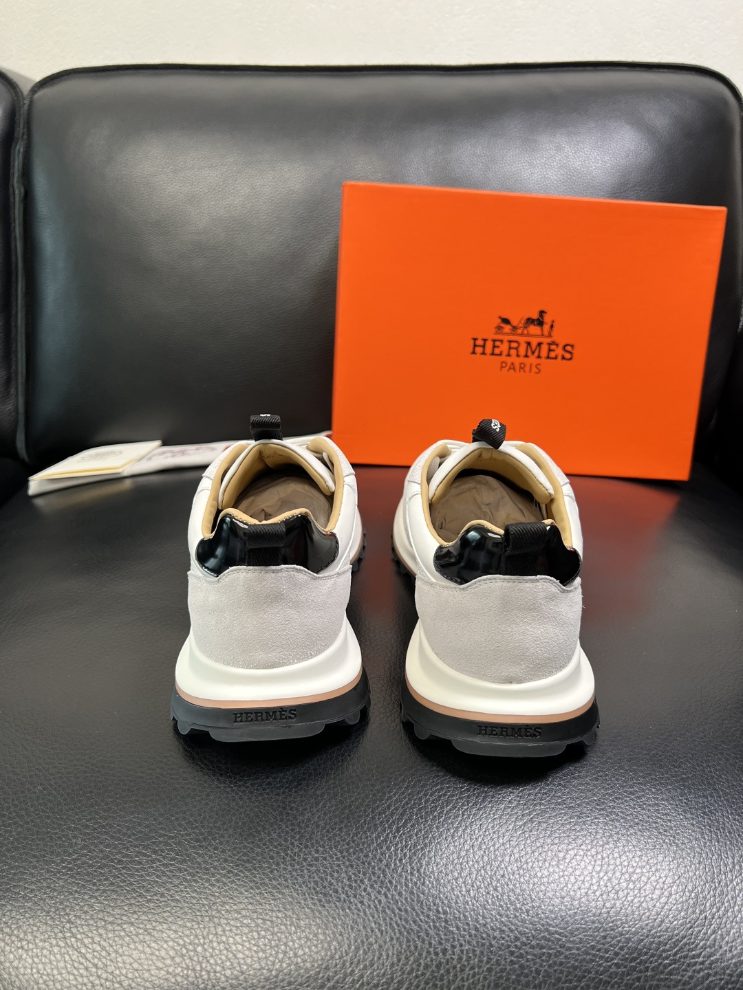 Hermes 顶级工艺品 爱马仕 专柜同步 原厂配置，意大利进口原版牛皮面料，高品质拼接工艺，全进口水染