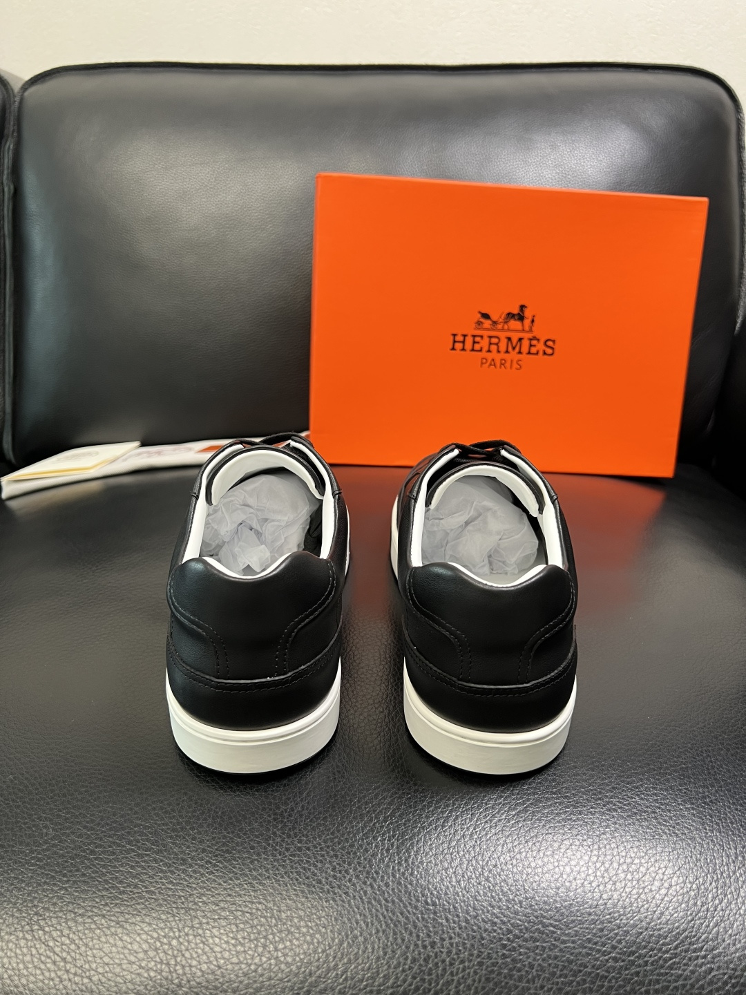 Hermes 高品质 顶级工艺品 爱马仕 专柜同步发售原厂配置，意大利进口原版牛皮面料，高品质拼接工艺，