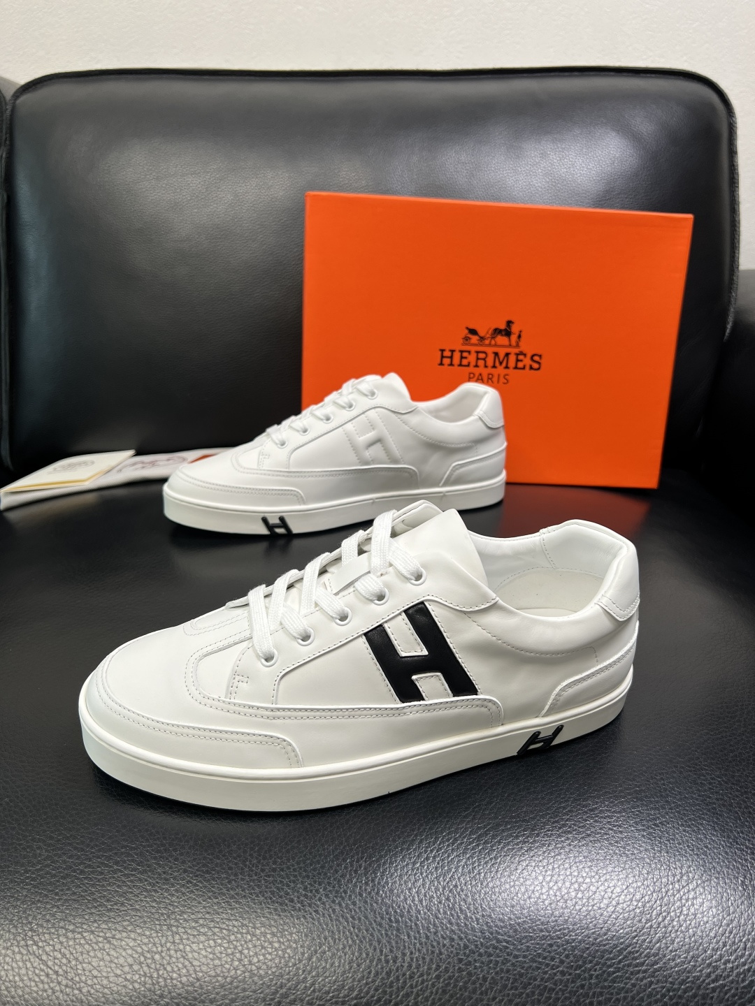 Hermes 高品质 顶级工艺品 爱马仕 专柜同步发售原厂配置，意大利进口原版牛皮面料，高品质拼接工艺，