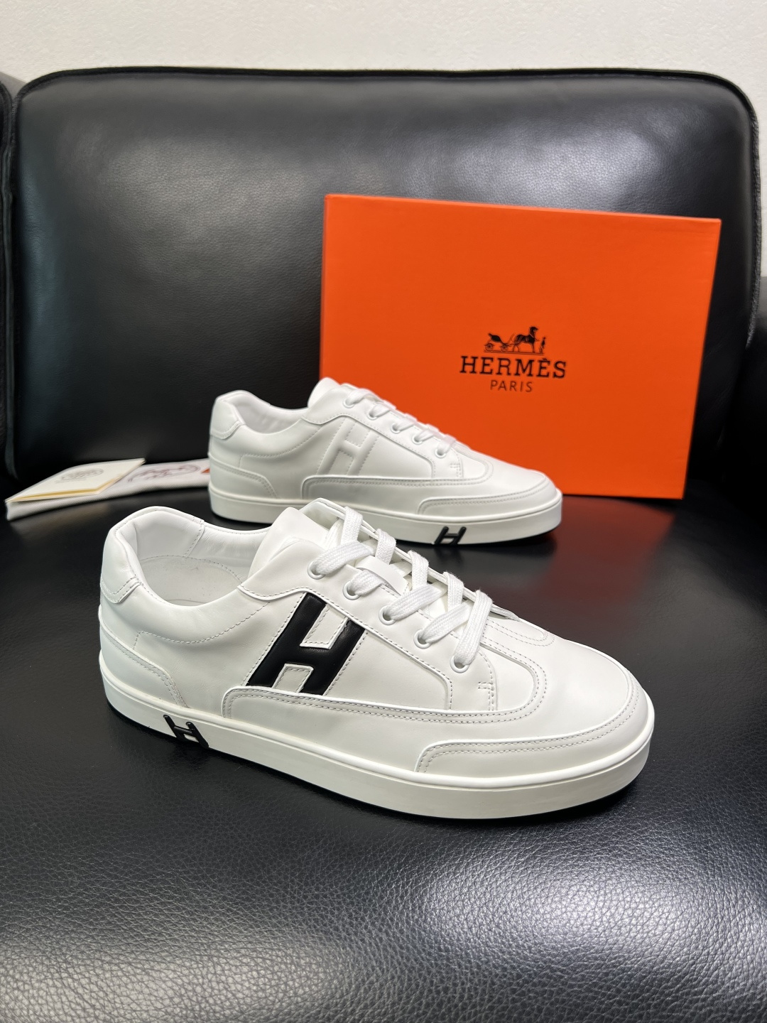 Hermes 高品质 顶级工艺品 爱马仕 专柜同步发售原厂配置，意大利进口原版牛皮面料，高品质拼接工艺，