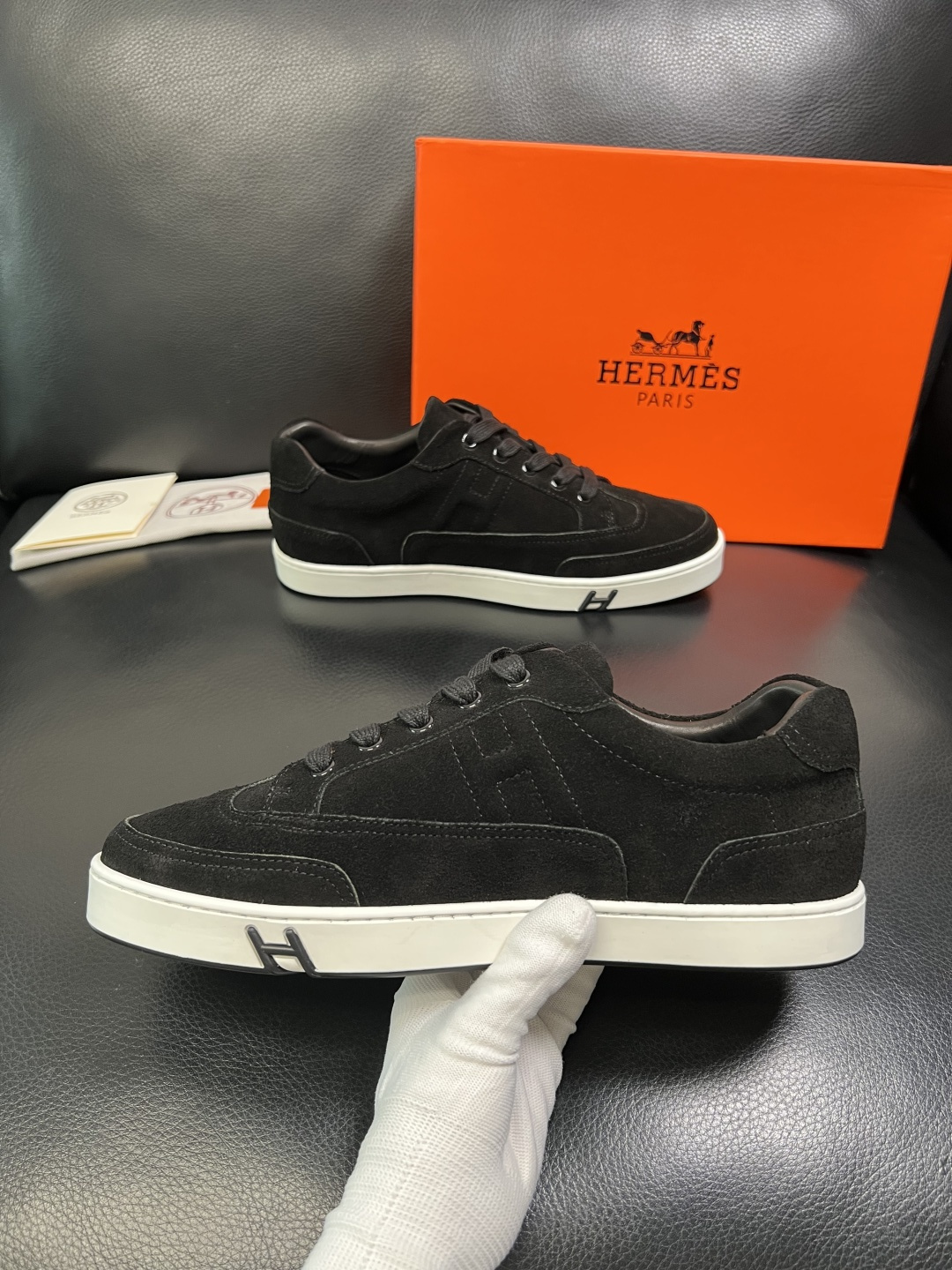 Hermes 高品质 顶级工艺品 爱马仕 专柜同步发售原厂配置，意大利进口原版牛皮面料，高品质拼接工艺，