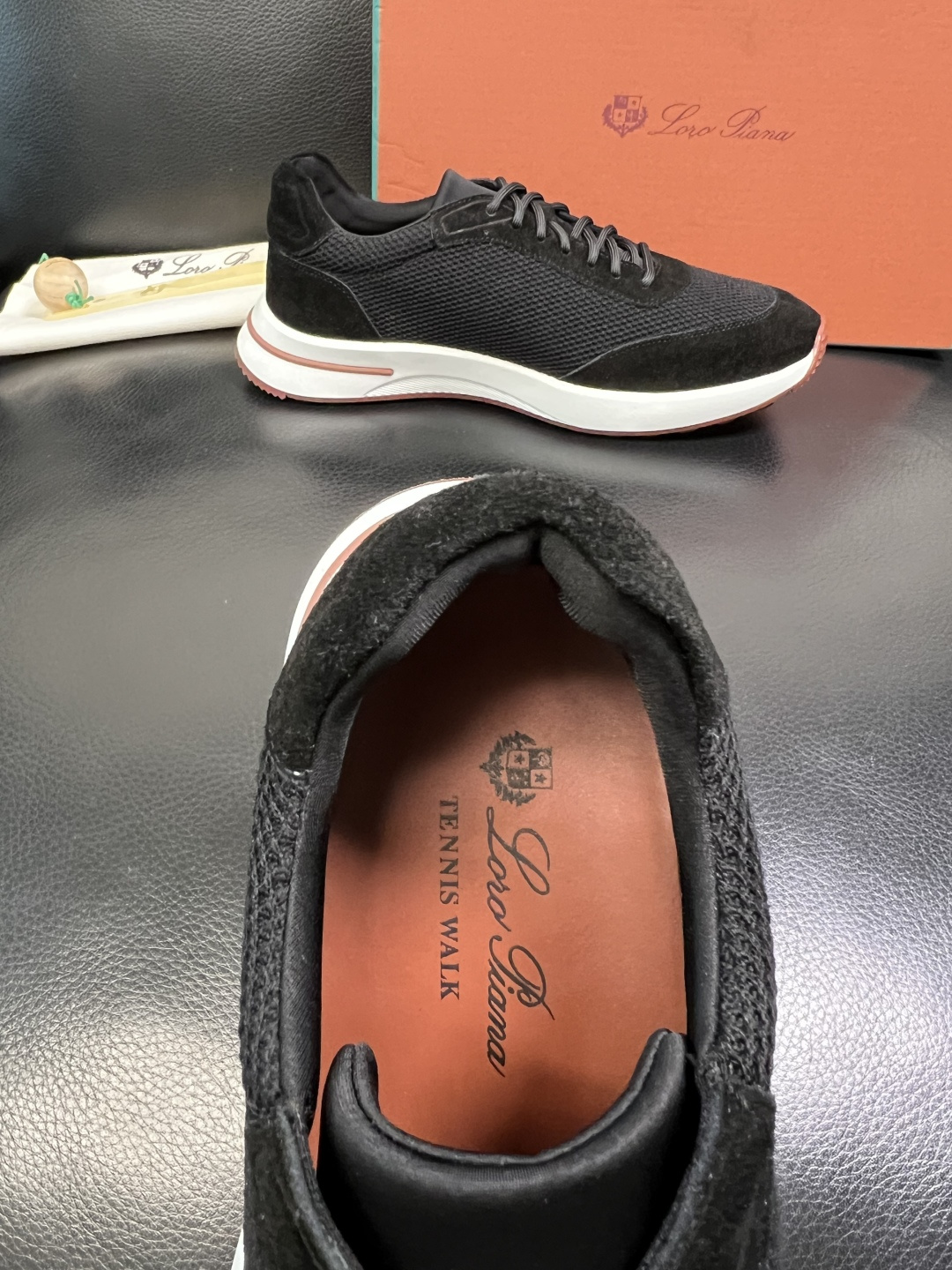 Loro Piana 高品质 顶级工艺品 诺悠翩雅 新品专柜同步原厂配置，鞋面意大利进口牛皮面料，高品质