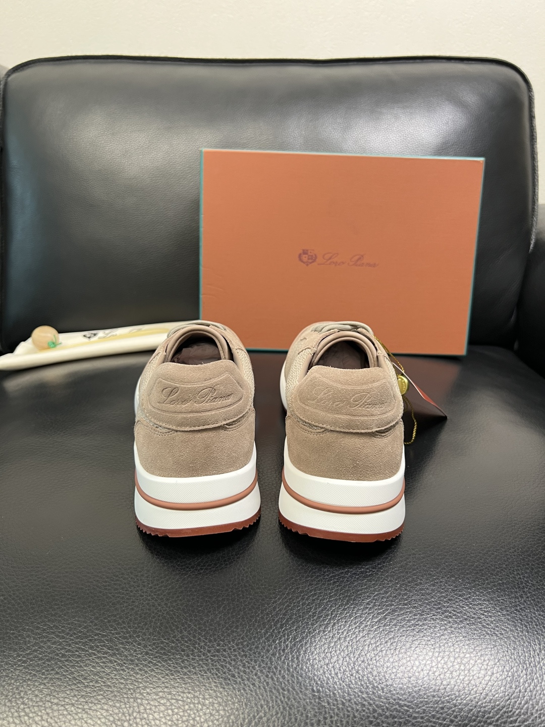 Loro Piana 高品质 顶级工艺品 诺悠翩雅 新品专柜同步原厂配置，鞋面意大利进口牛皮面料，高品质