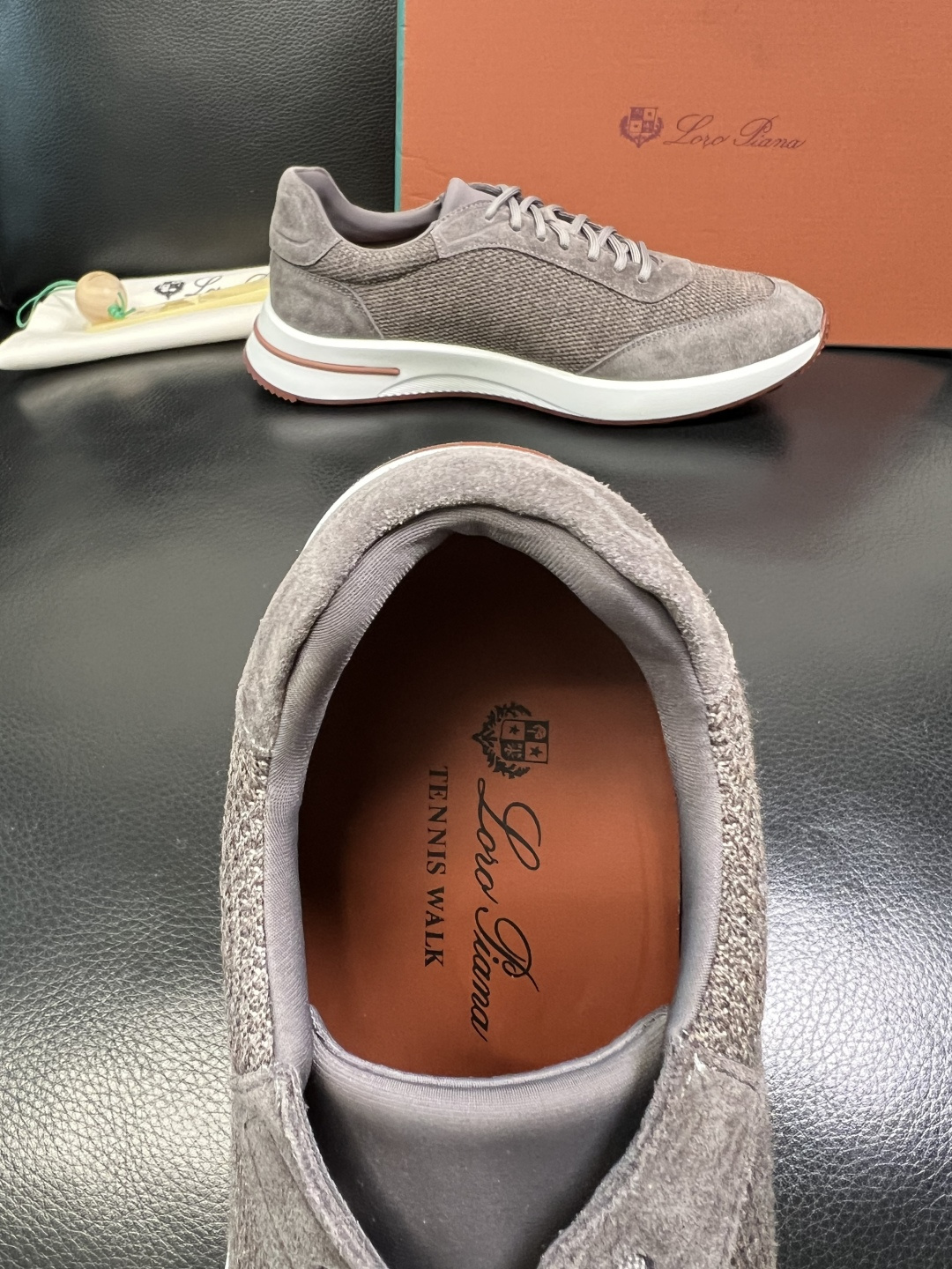 Loro Piana 高品质 顶级工艺品 诺悠翩雅 新品专柜同步原厂配置，鞋面意大利进口牛皮面料，高品质