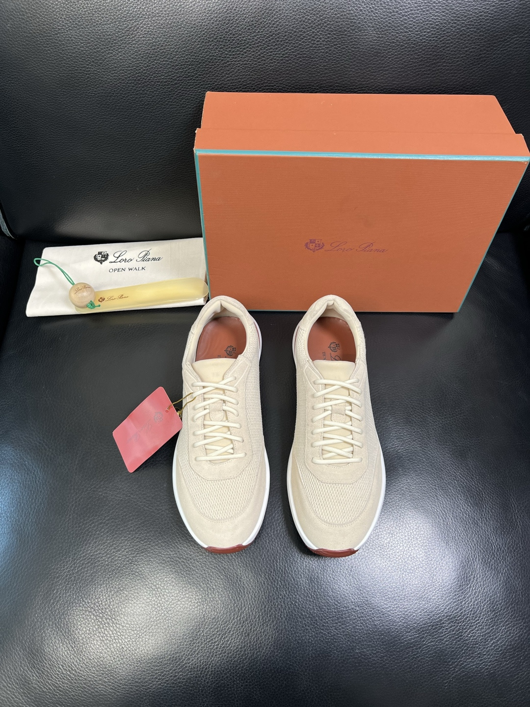 Loro Piana 高品质 顶级工艺品 诺悠翩雅 新品专柜同步原厂配置，鞋面意大利进口牛皮面料，高品质