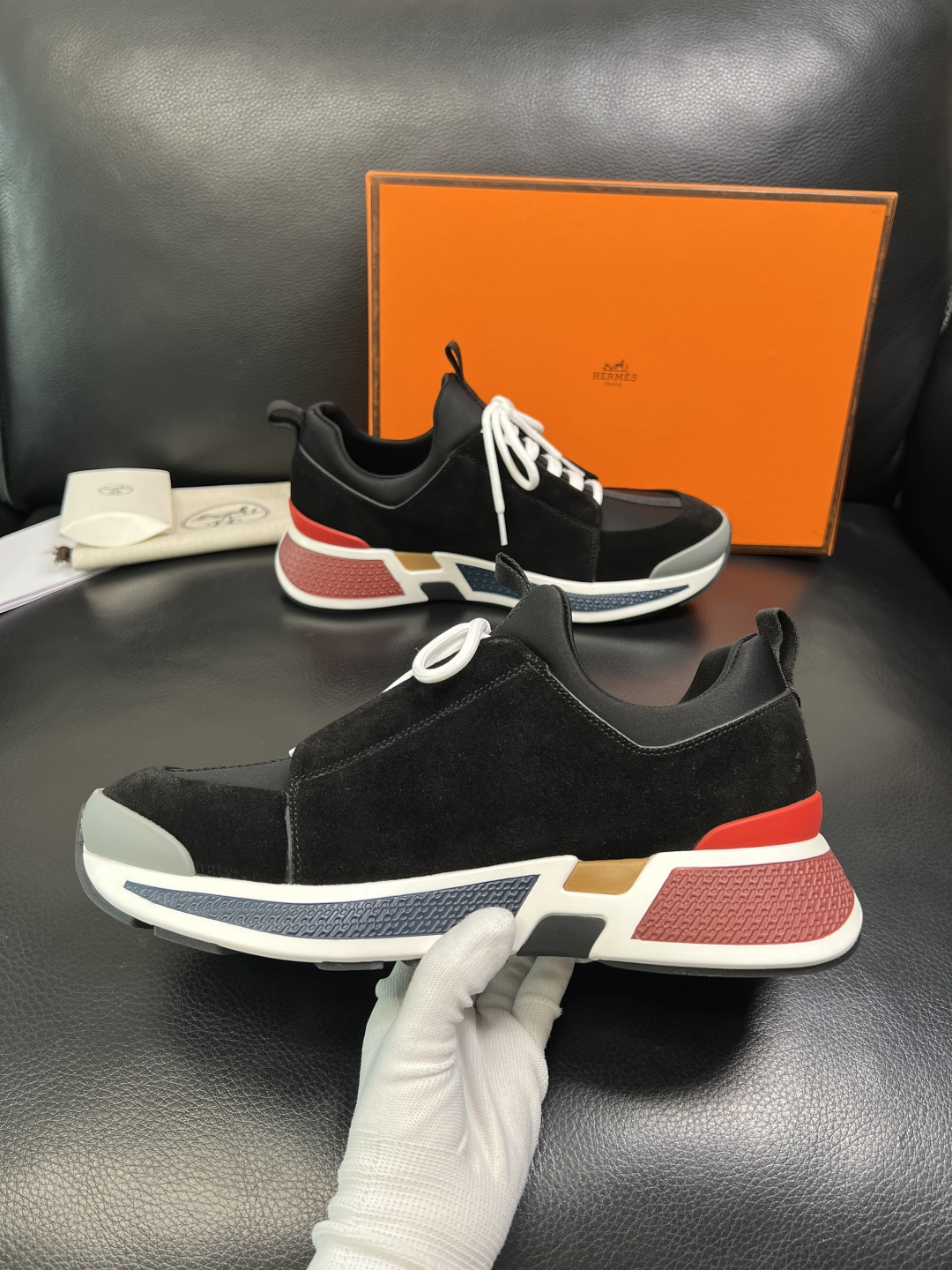 Hermes 高品质 顶级工艺品 爱马仕 专柜同步发售原厂配置，意大利进口原版牛皮面料，高品质拼接工艺，