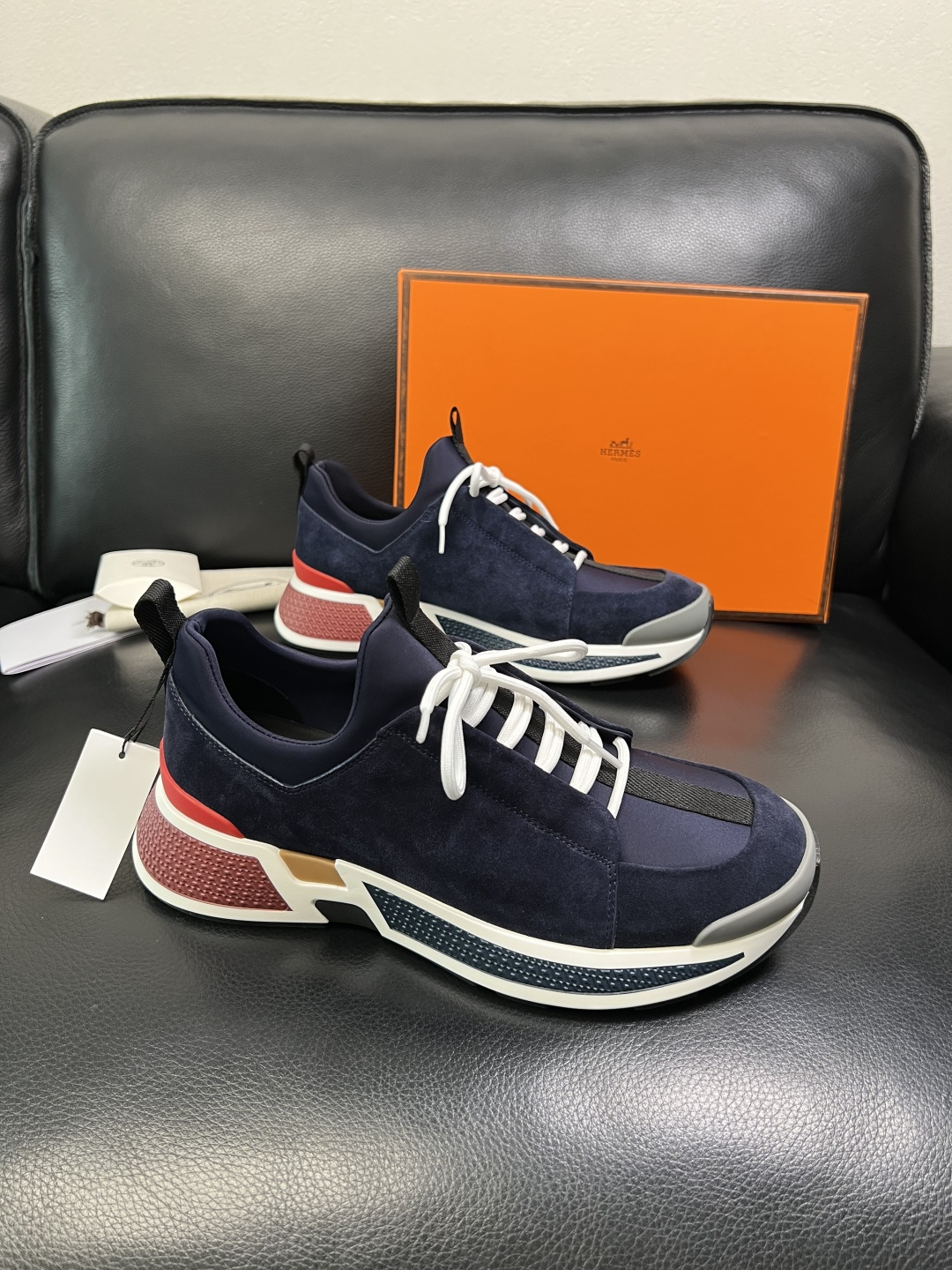 Hermes 高品质 顶级工艺品 爱马仕 专柜同步发售原厂配置，意大利进口原版牛皮面料，高品质拼接工艺，