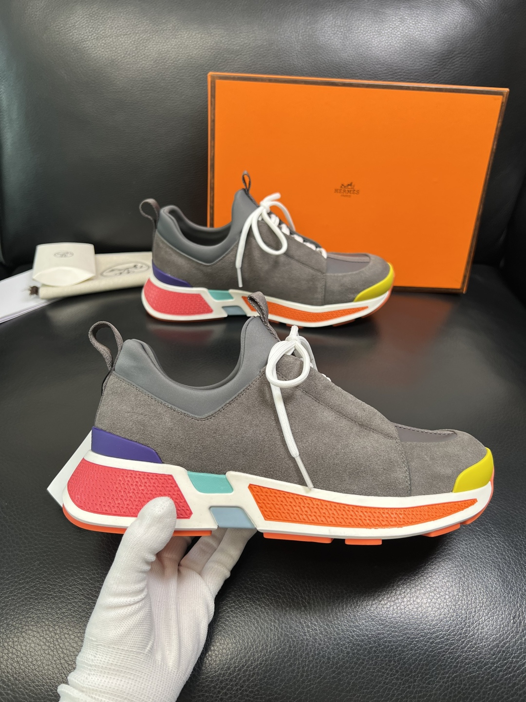 Hermes 高品质 顶级工艺品 爱马仕 专柜同步发售原厂配置，意大利进口原版牛皮面料，高品质拼接工艺，