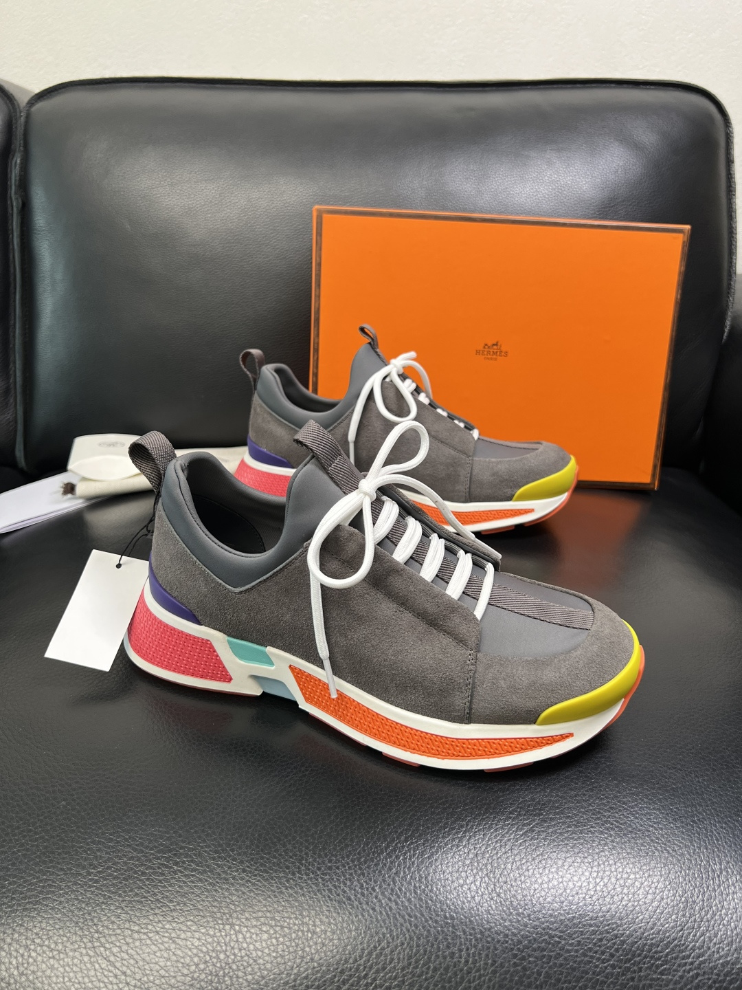 Hermes 高品质 顶级工艺品 爱马仕 专柜同步发售原厂配置，意大利进口原版牛皮面料，高品质拼接工艺，