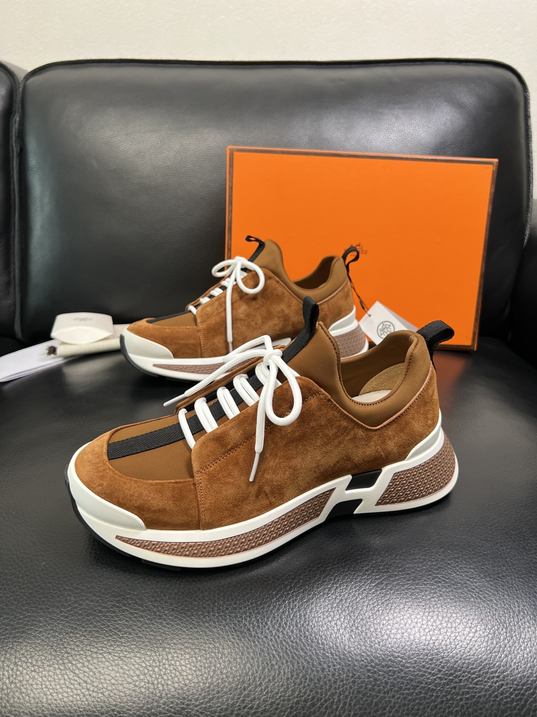 Hermes 高品质 顶级工艺品 爱马仕 专柜同步发售原厂配置，意大利进口原版牛皮面料，高品质拼接工艺，