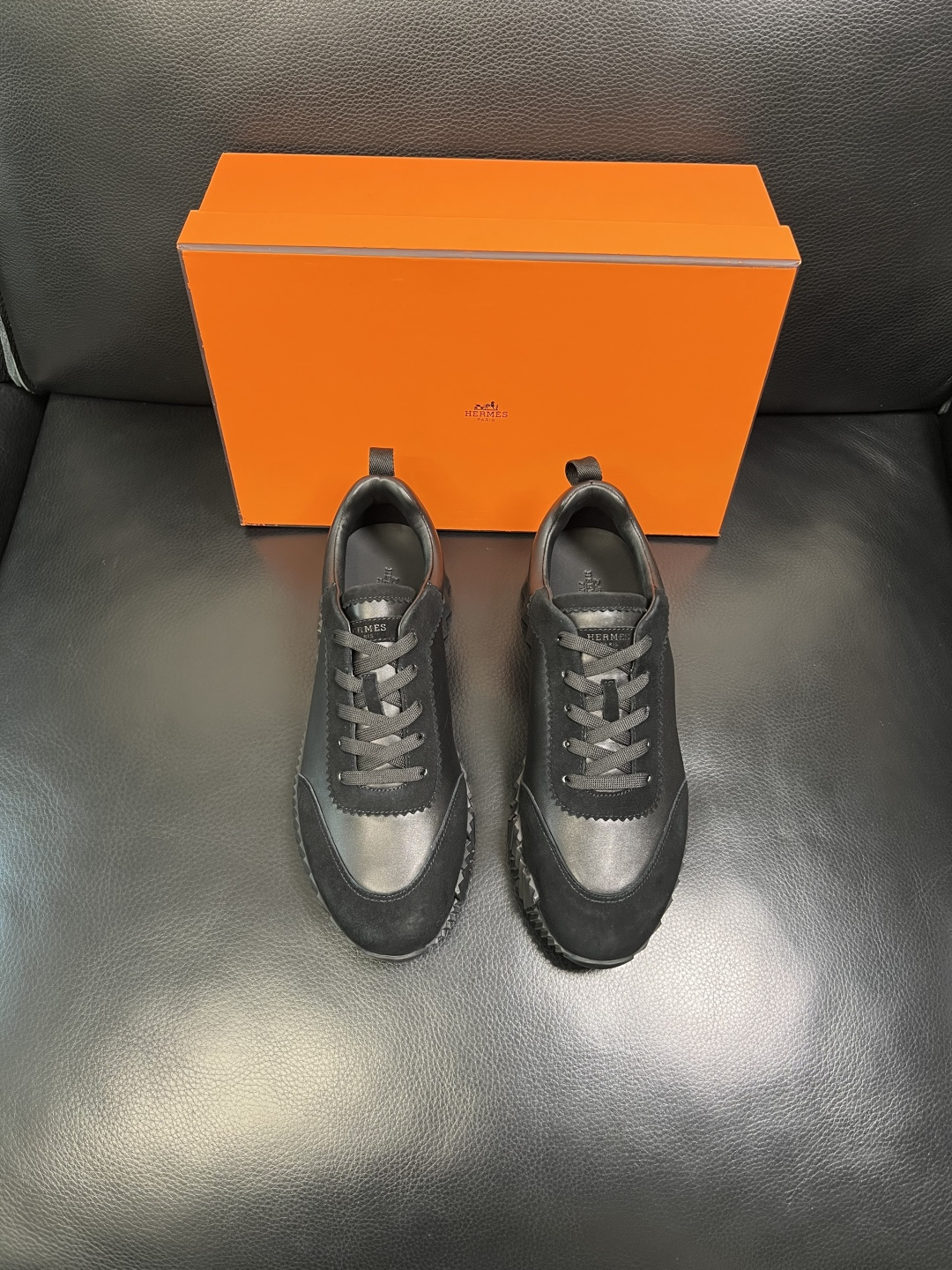 带飞机盒 Hermes 高品质 顶级工艺品 爱马仕 专柜同步发售原厂配置，意大利进口原版牛皮面料，高品质