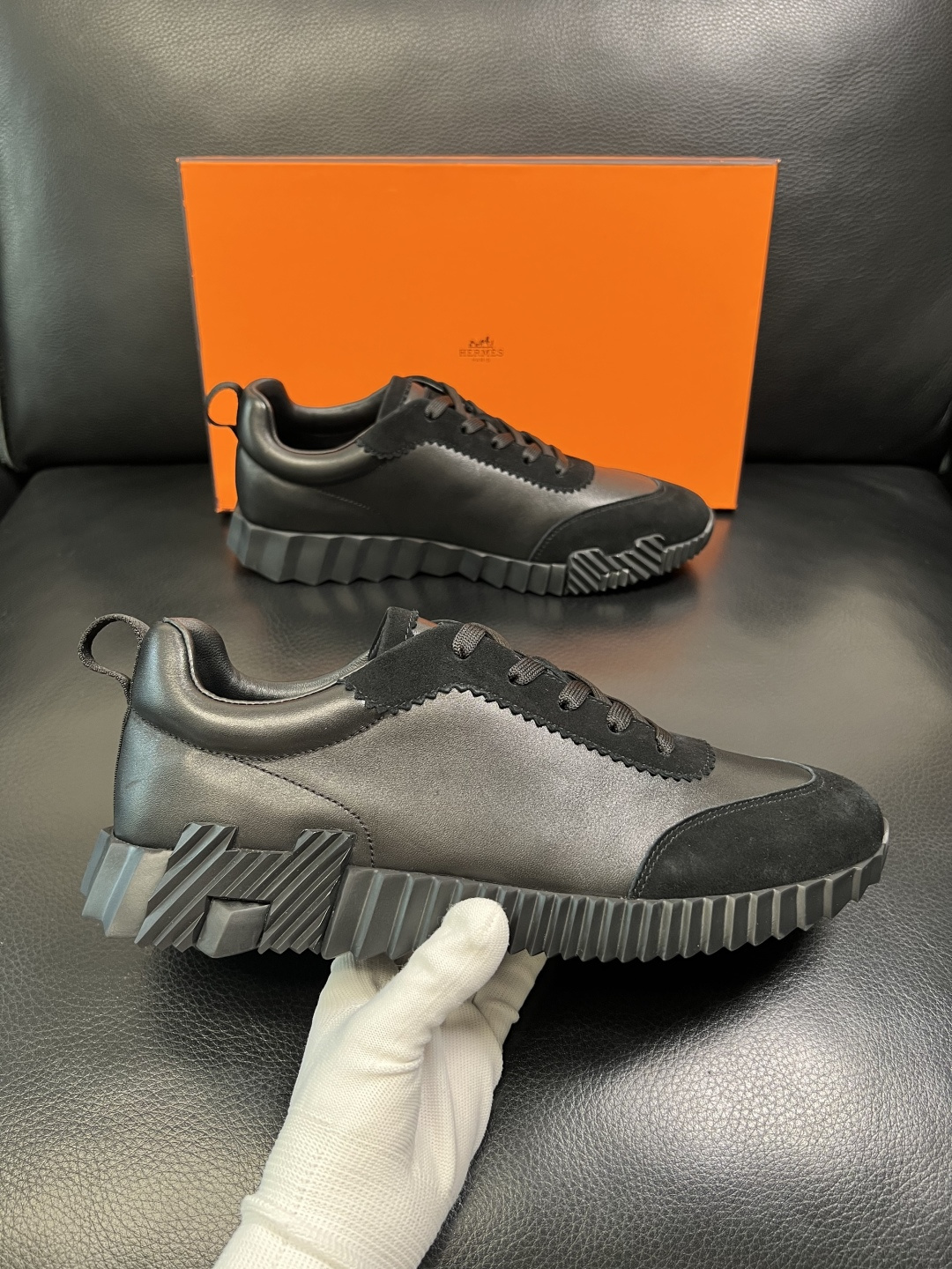 带飞机盒 Hermes 高品质 顶级工艺品 爱马仕 专柜同步发售原厂配置，意大利进口原版牛皮面料，高品质