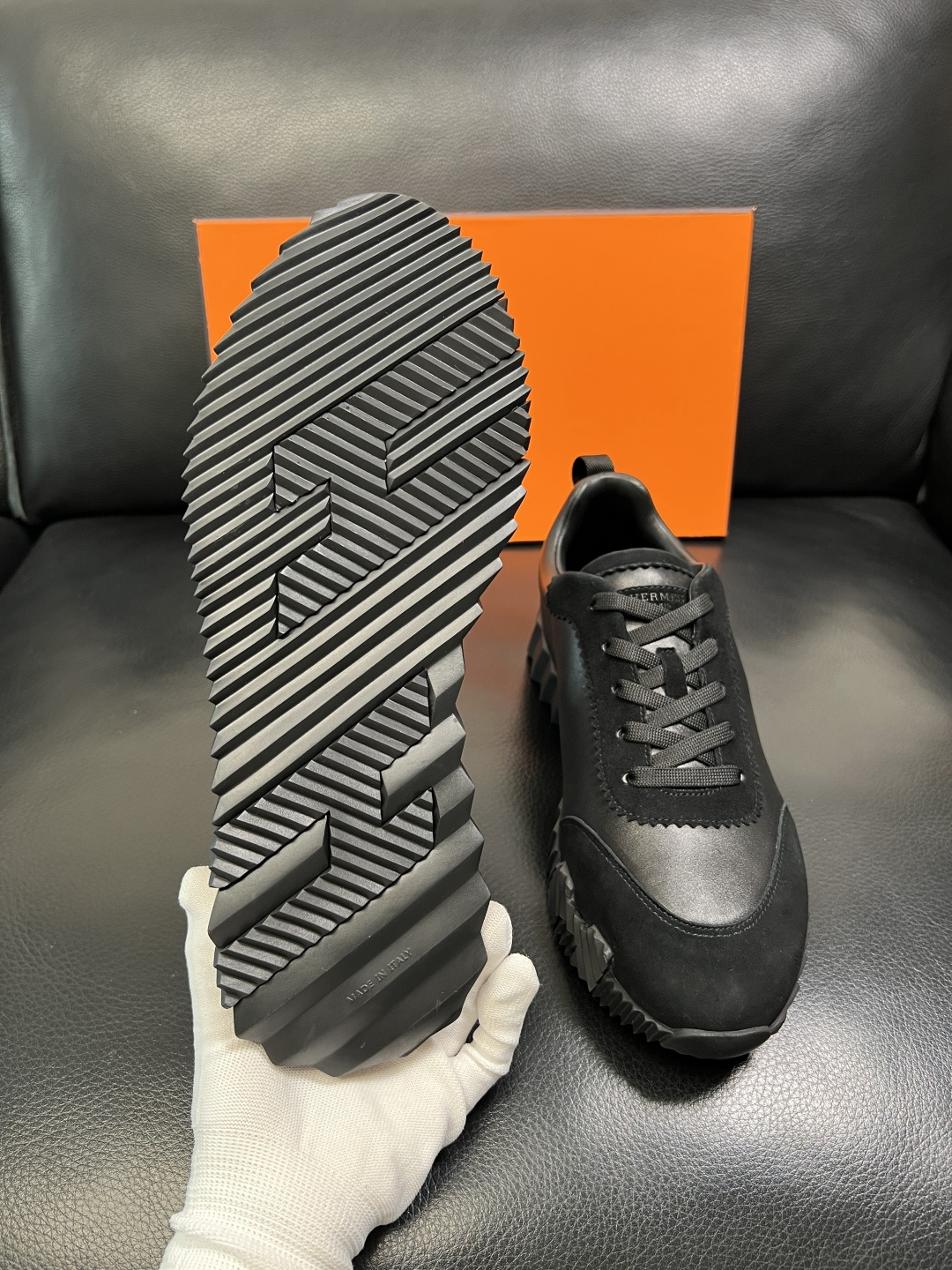 带飞机盒 Hermes 高品质 顶级工艺品 爱马仕 专柜同步发售原厂配置，意大利进口原版牛皮面料，高品质