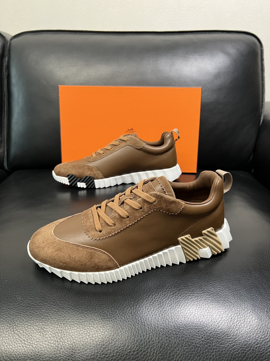 带飞机盒 Hermes 高品质 顶级工艺品 爱马仕 专柜同步发售原厂配置，意大利进口原版牛皮面料，高品质