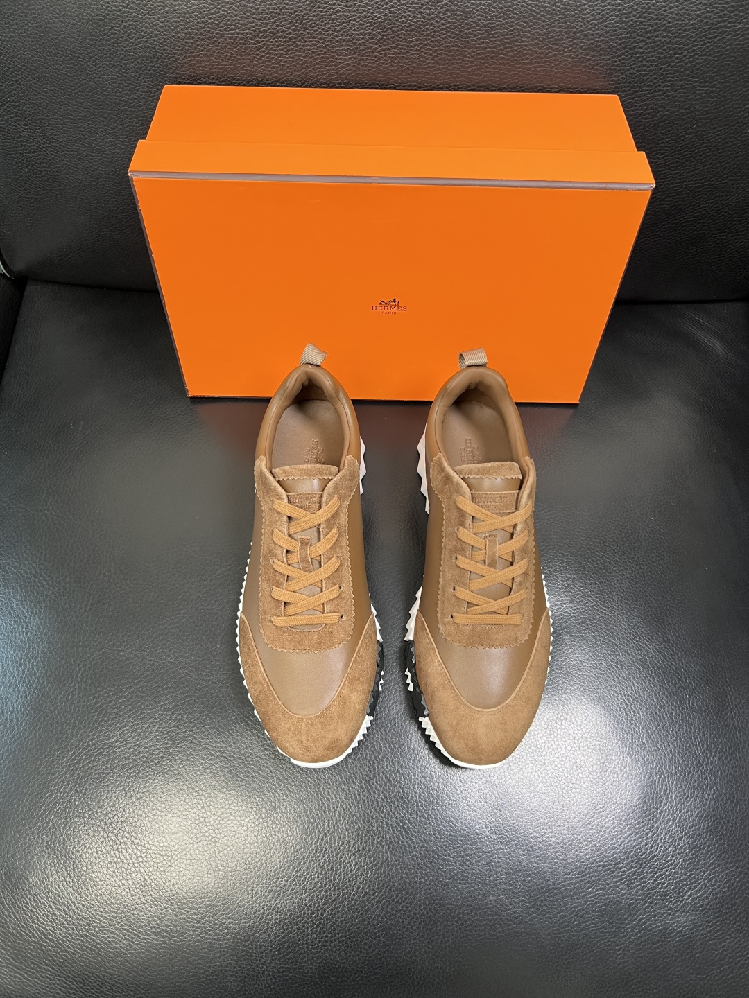 带飞机盒 Hermes 高品质 顶级工艺品 爱马仕 专柜同步发售原厂配置，意大利进口原版牛皮面料，高品质