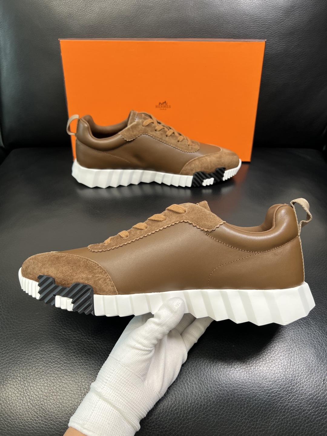 带飞机盒 Hermes 高品质 顶级工艺品 爱马仕 专柜同步发售原厂配置，意大利进口原版牛皮面料，高品质