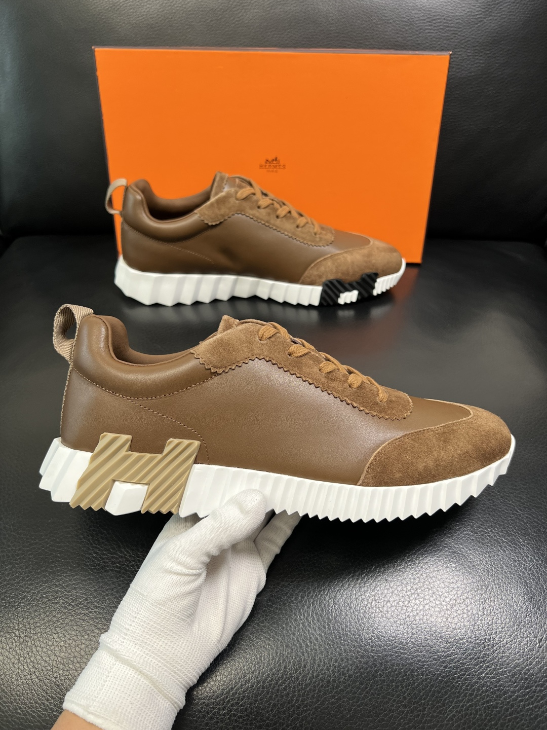 带飞机盒 Hermes 高品质 顶级工艺品 爱马仕 专柜同步发售原厂配置，意大利进口原版牛皮面料，高品质