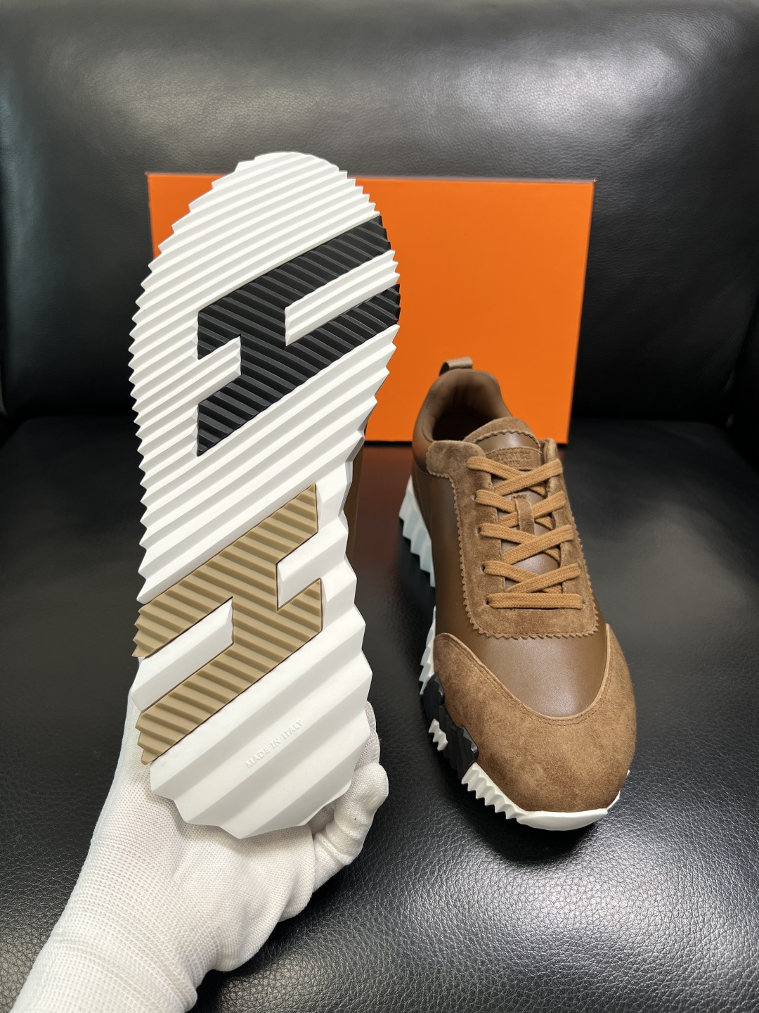 带飞机盒 Hermes 高品质 顶级工艺品 爱马仕 专柜同步发售原厂配置，意大利进口原版牛皮面料，高品质