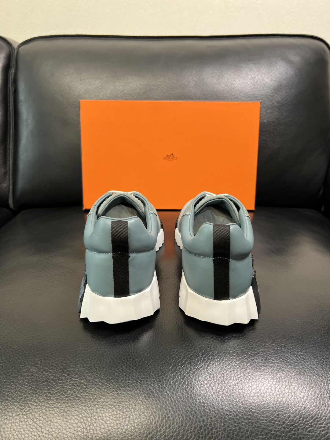 带飞机盒 Hermes 高品质 顶级工艺品 爱马仕 专柜同步发售原厂配置，意大利进口原版牛皮面料，高品质