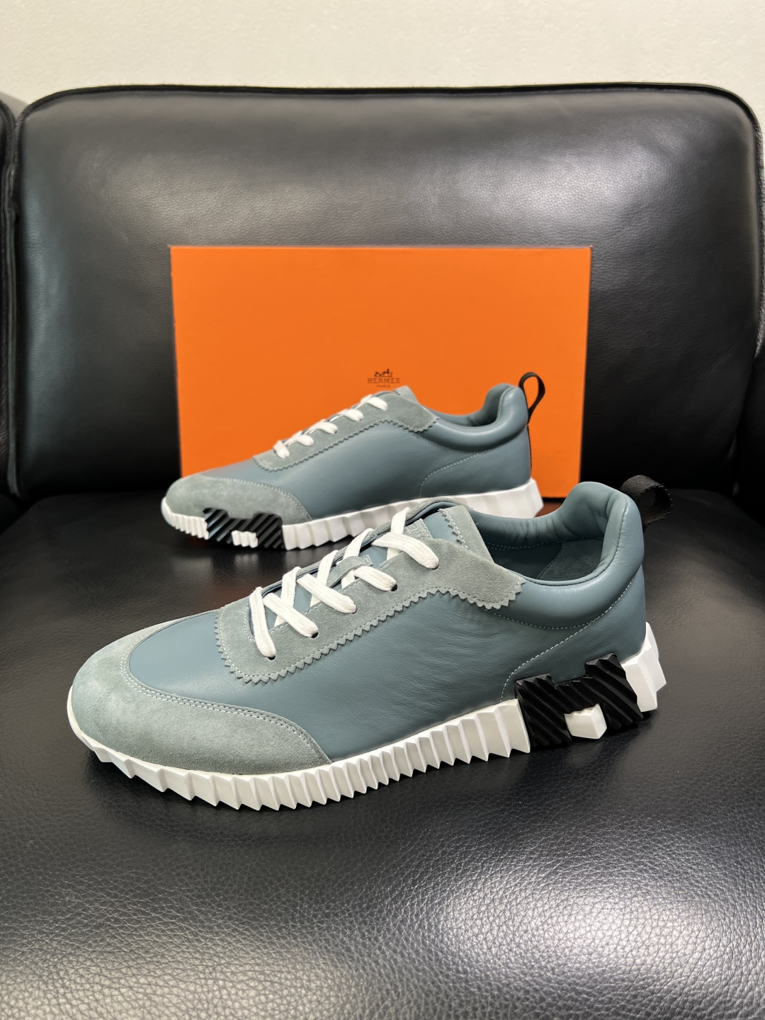 带飞机盒 Hermes 高品质 顶级工艺品 爱马仕 专柜同步发售原厂配置，意大利进口原版牛皮面料，高品质