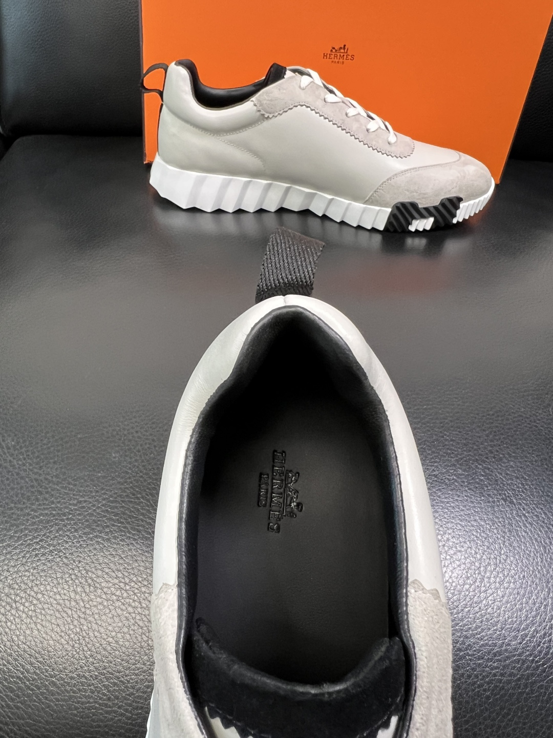 带飞机盒 Hermes 高品质 顶级工艺品 爱马仕 专柜同步发售原厂配置，意大利进口原版牛皮面料，高品质