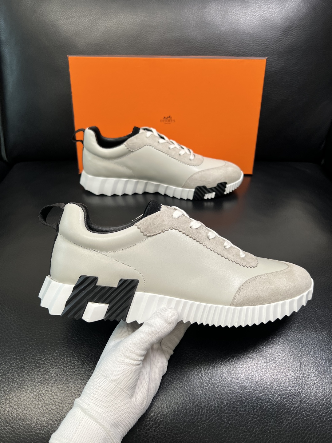 带飞机盒 Hermes 高品质 顶级工艺品 爱马仕 专柜同步发售原厂配置，意大利进口原版牛皮面料，高品质