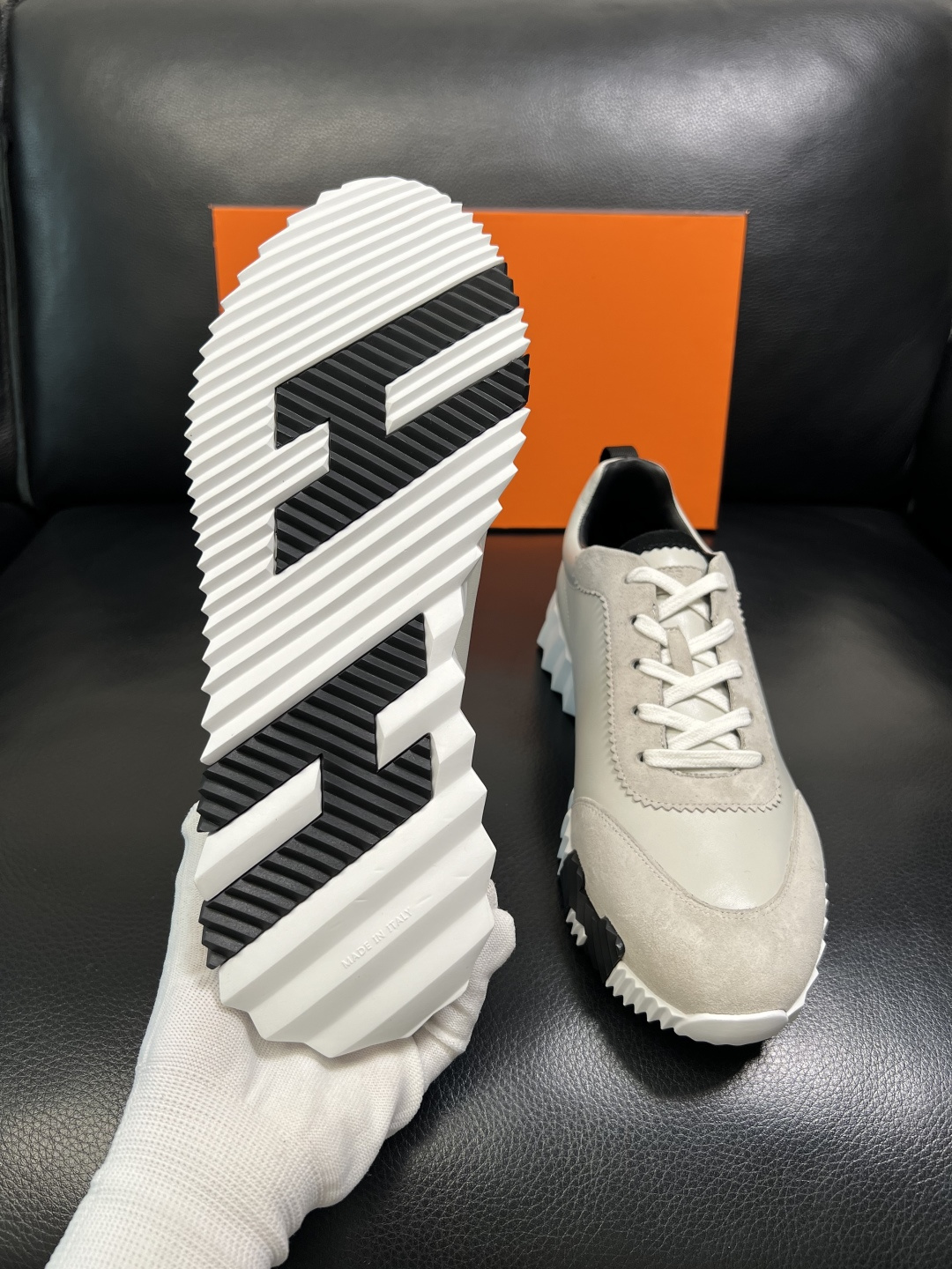 带飞机盒 Hermes 高品质 顶级工艺品 爱马仕 专柜同步发售原厂配置，意大利进口原版牛皮面料，高品质