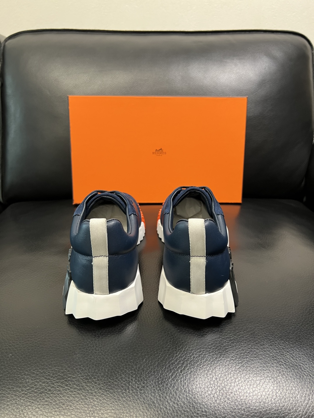 带飞机盒 Hermes 高品质 顶级工艺品 爱马仕 专柜同步发售原厂配置，意大利进口原版牛皮面料，高品质