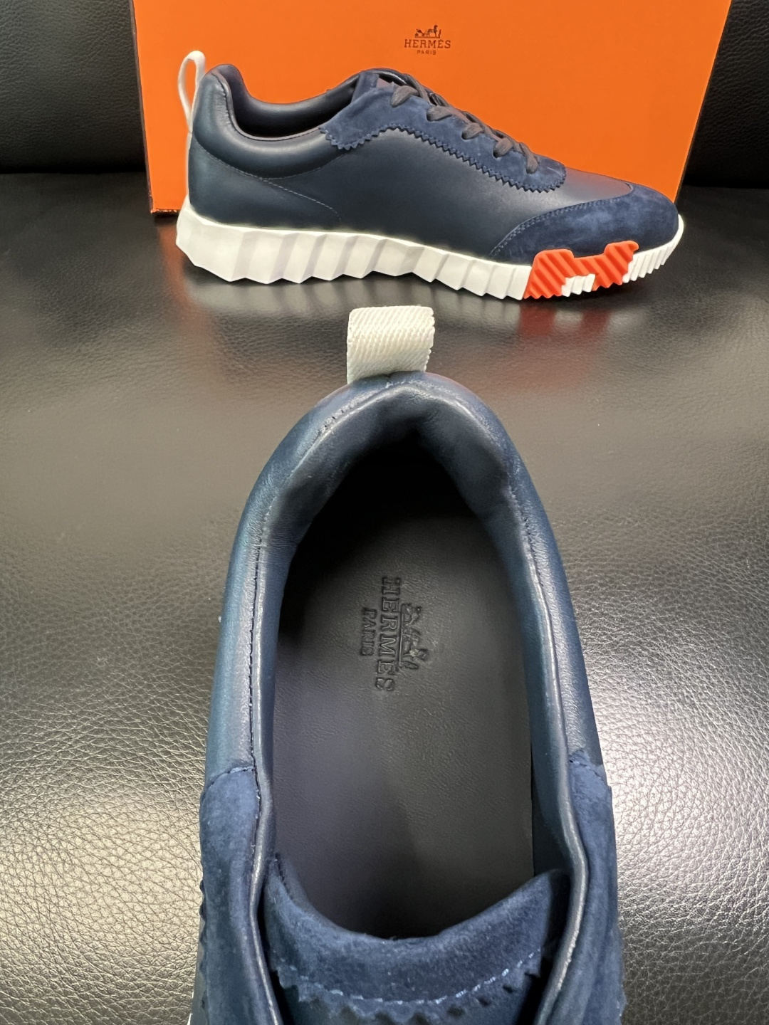 带飞机盒 Hermes 高品质 顶级工艺品 爱马仕 专柜同步发售原厂配置，意大利进口原版牛皮面料，高品质