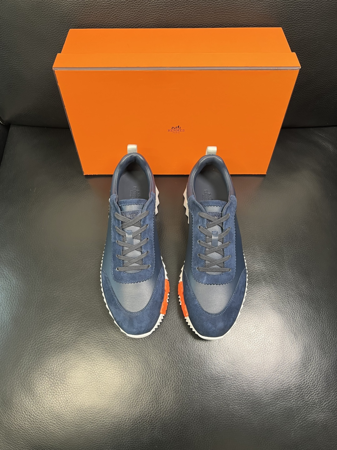 带飞机盒 Hermes 高品质 顶级工艺品 爱马仕 专柜同步发售原厂配置，意大利进口原版牛皮面料，高品质