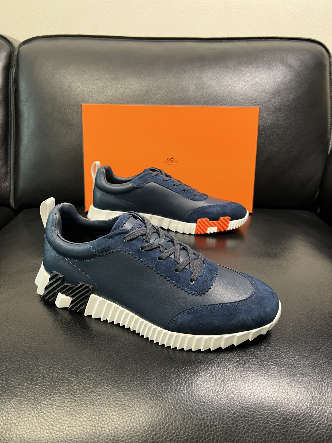 带飞机盒 Hermes 高品质 顶级工艺品 爱马仕 专柜同步发售原厂配置，意大利进口原版牛皮面料，高品质