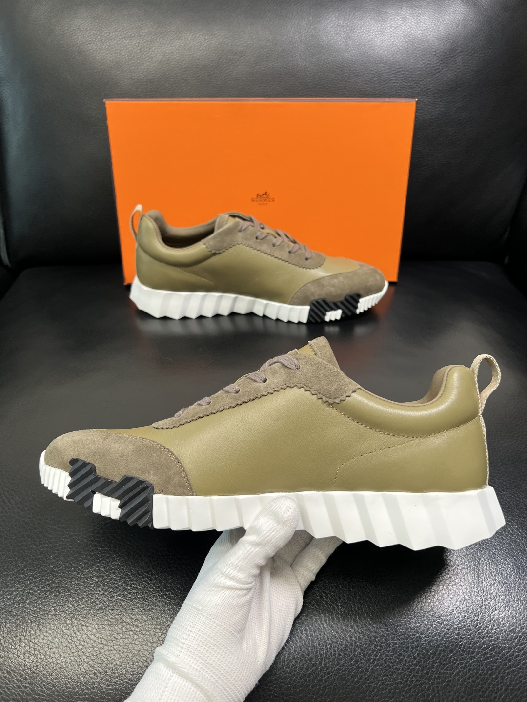 带飞机盒 Hermes 高品质 顶级工艺品 爱马仕 专柜同步发售原厂配置，意大利进口原版牛皮面料，高品质