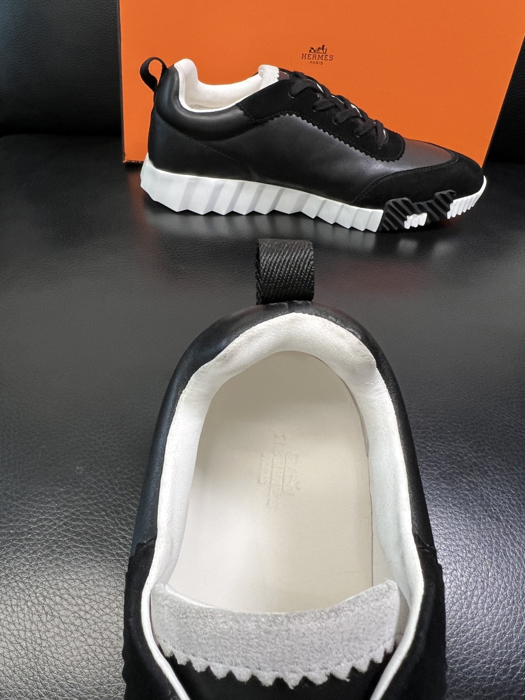 带飞机盒 Hermes 高品质 顶级工艺品 爱马仕 专柜同步发售原厂配置，意大利进口原版牛皮面料，高品质