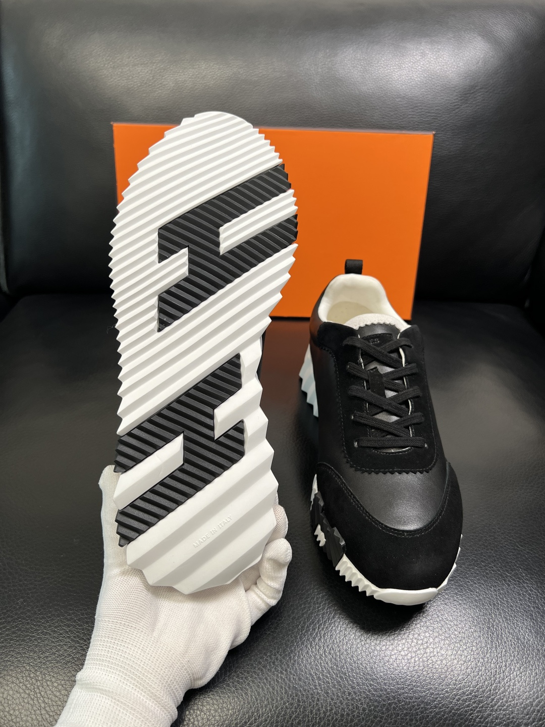 带飞机盒 Hermes 高品质 顶级工艺品 爱马仕 专柜同步发售原厂配置，意大利进口原版牛皮面料，高品质