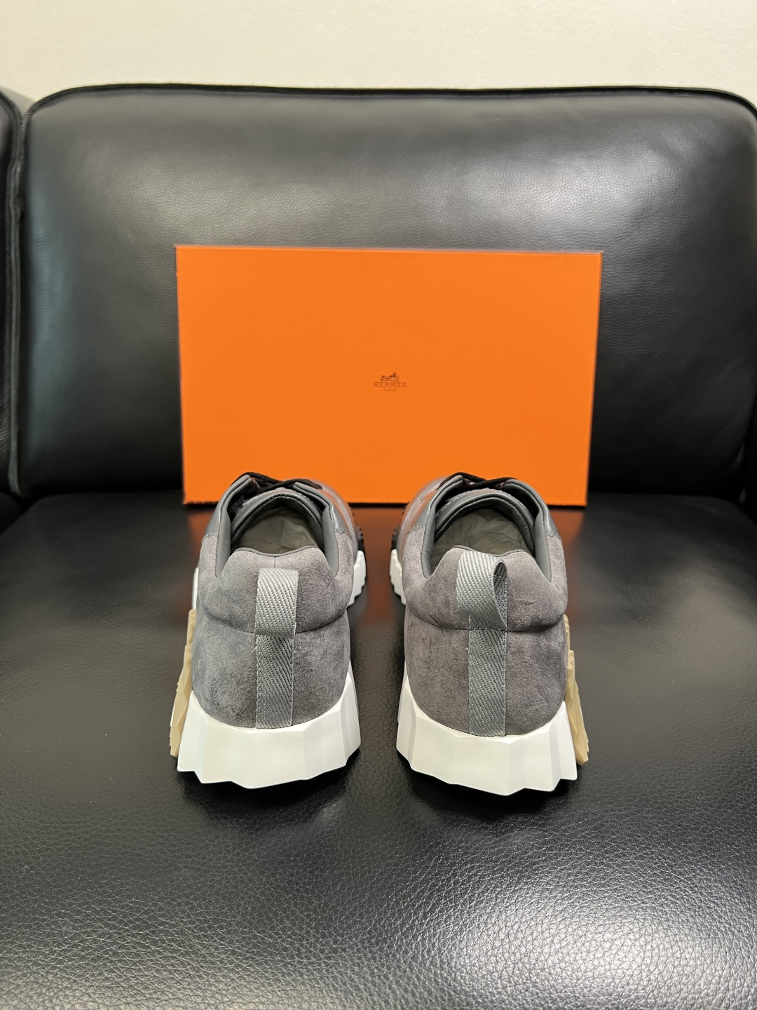 带飞机盒 Hermes 高品质 顶级工艺品 爱马仕 专柜同步发售原厂配置，意大利进口原版牛皮面料，高品质