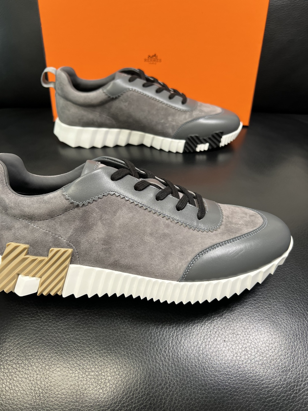 带飞机盒 Hermes 高品质 顶级工艺品 爱马仕 专柜同步发售原厂配置，意大利进口原版牛皮面料，高品质