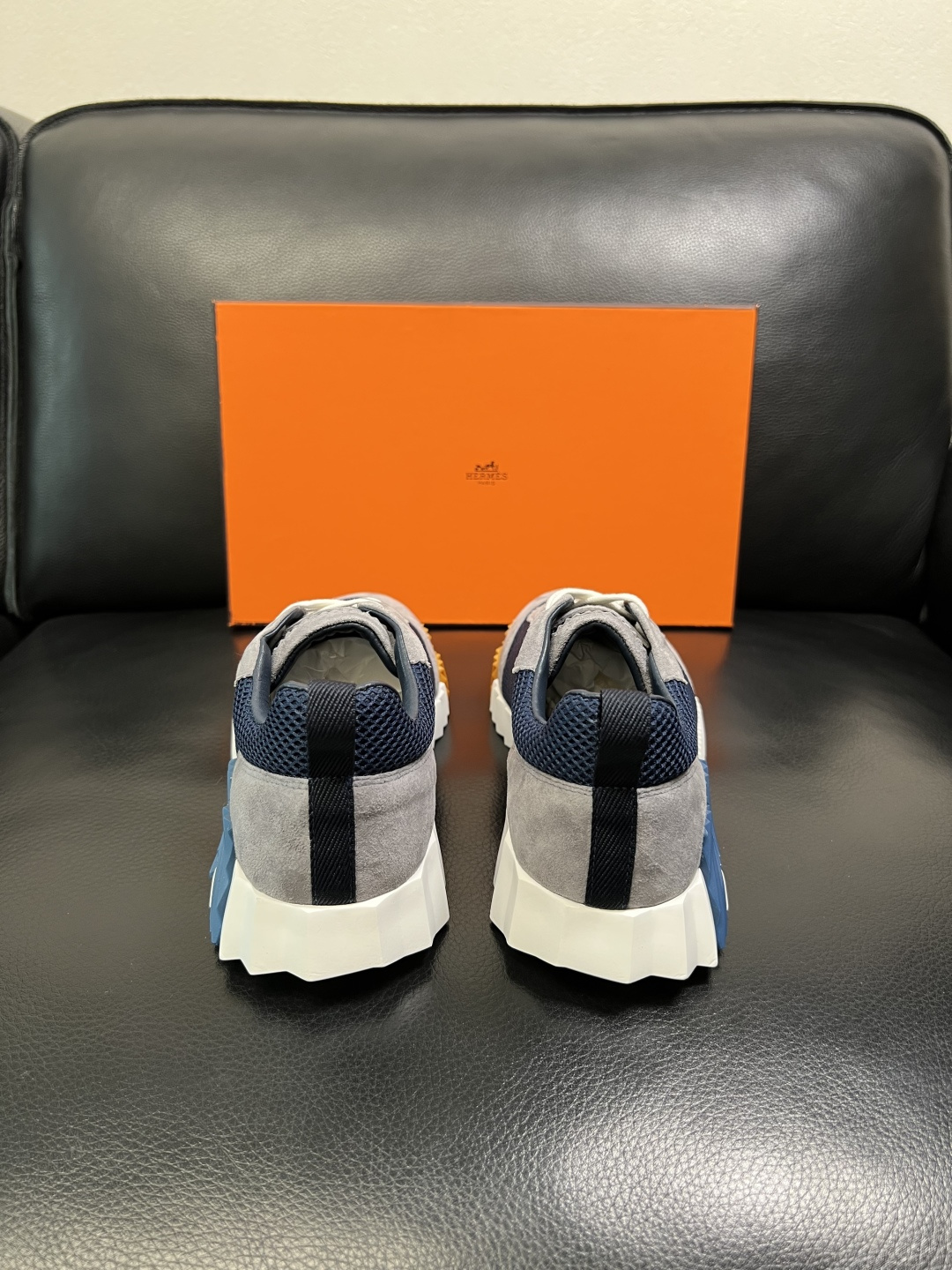 带飞机盒 Hermes 高品质 顶级工艺品 爱马仕 专柜同步发售原厂配置，意大利进口原版牛皮面料，高品质