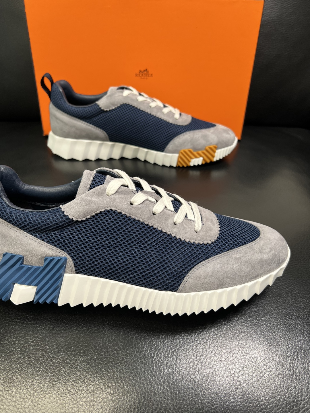 带飞机盒 Hermes 高品质 顶级工艺品 爱马仕 专柜同步发售原厂配置，意大利进口原版牛皮面料，高品质