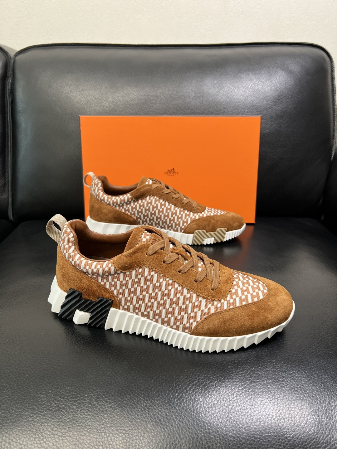 带飞机盒 Hermes 高品质 顶级工艺品 爱马仕 专柜同步发售原厂配置，意大利进口原版牛皮面料，高品质