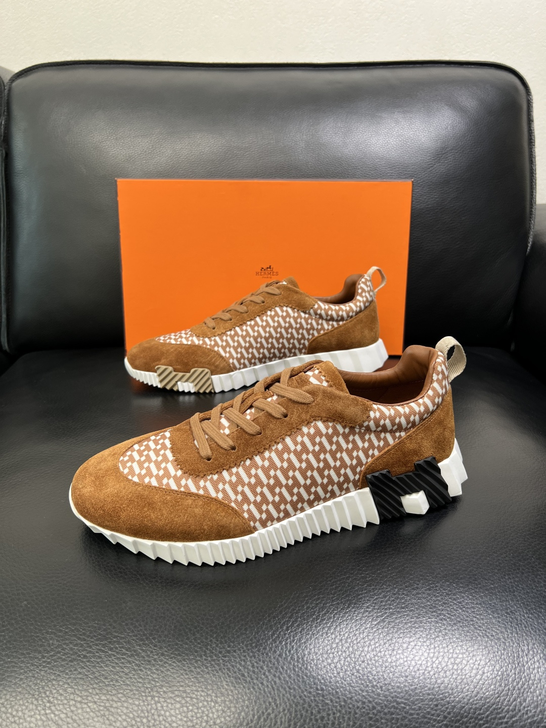 带飞机盒 Hermes 高品质 顶级工艺品 爱马仕 专柜同步发售原厂配置，意大利进口原版牛皮面料，高品质