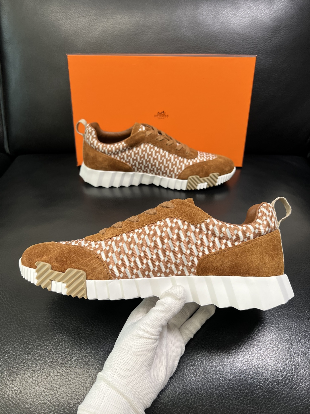 带飞机盒 Hermes 高品质 顶级工艺品 爱马仕 专柜同步发售原厂配置，意大利进口原版牛皮面料，高品质