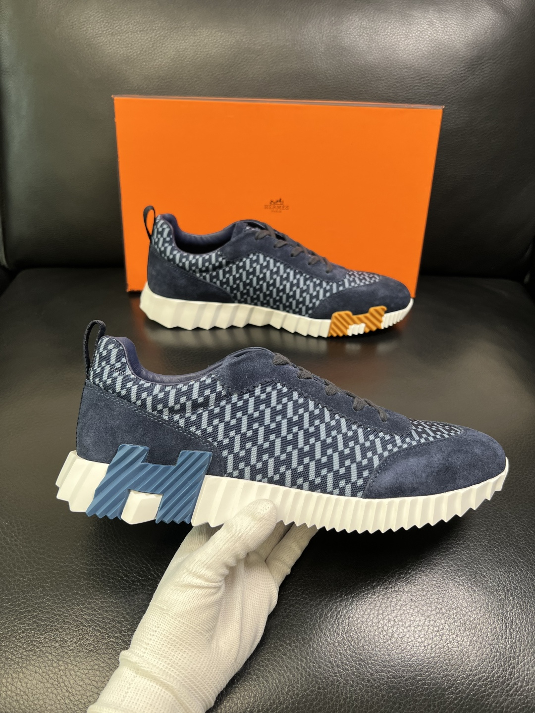 带飞机盒 Hermes 高品质 顶级工艺品 爱马仕 专柜同步发售原厂配置，意大利进口原版牛皮面料，高品质