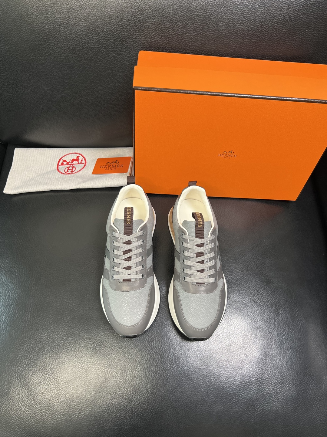 Hermes 顶级工艺品 爱马仕 专柜同步 原厂配置，意大利进口原版牛皮面料，高品质拼接工艺，全进口水染