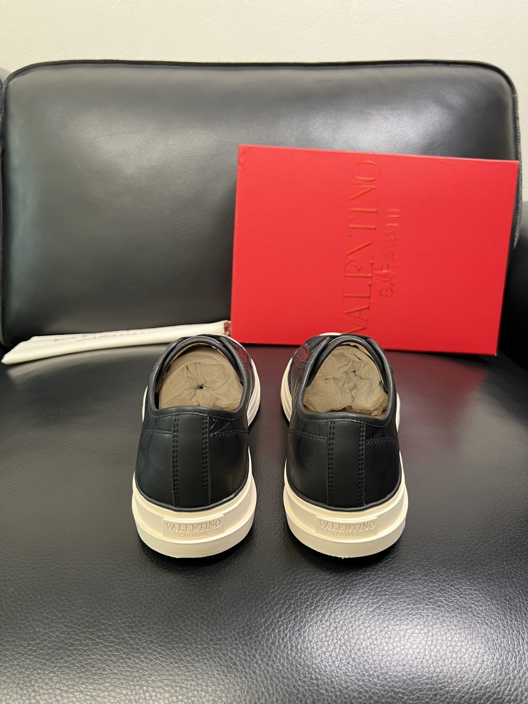 VALENTINO 高品质 顶级工艺品 华伦天奴，运动板鞋专柜同步，鞋面意大利进口，高品质拼接缤纷色彩复