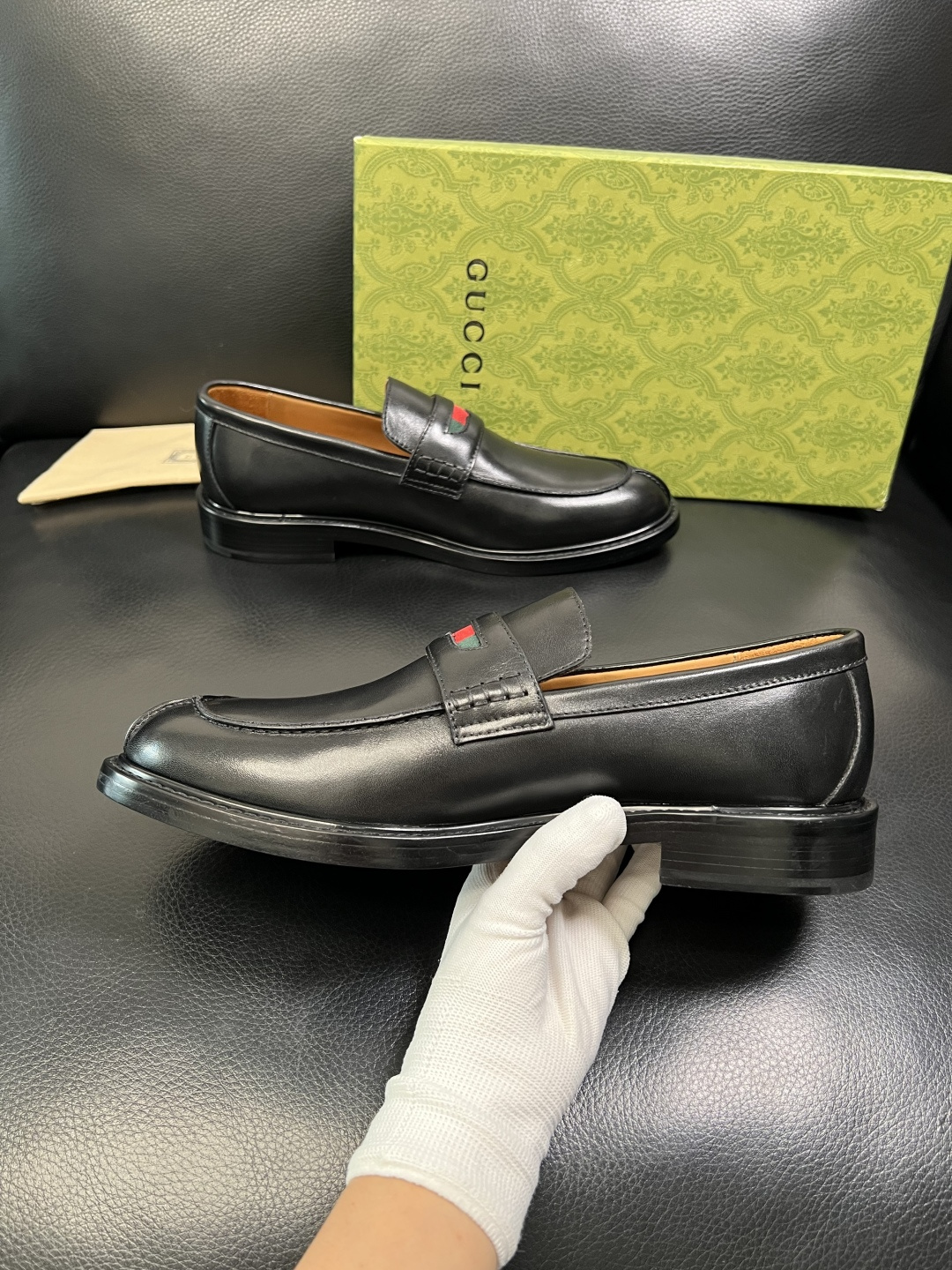 Gucci 顶级工艺品 古奇 皮鞋系列专柜同步 原厂配置，意大利进口原版牛皮，进口水染牛里 ，鞋底：原厂